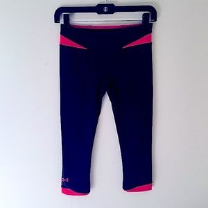 Under Armour Heat Gear Fitted Capris…